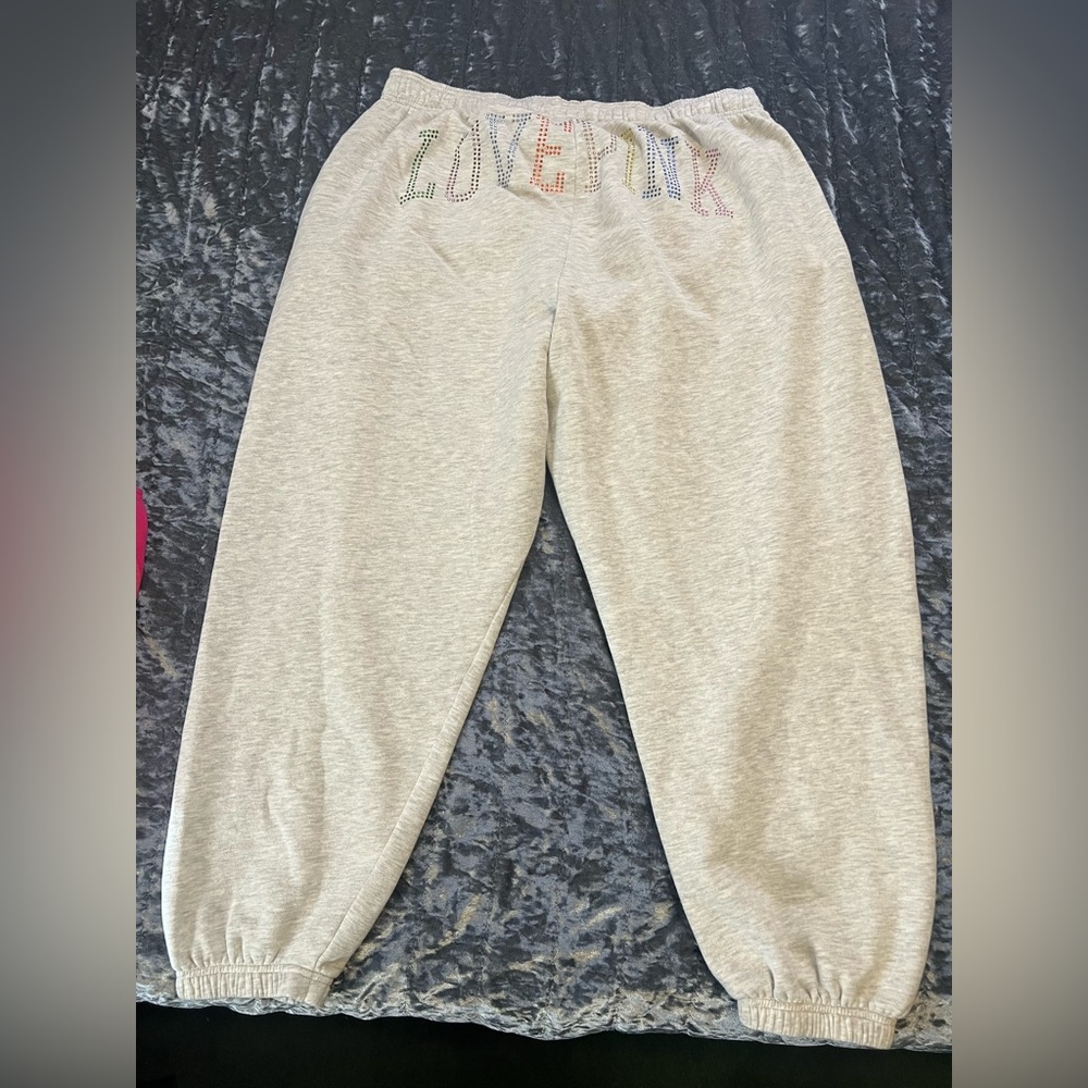 PINK Victoria's Secret Gray Love Joggers - Picture 4 of 7